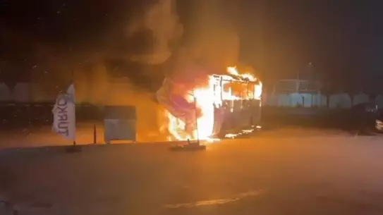 Edirne'de Bulgaristan'dan Gelen Otobüste Yangın Kontrol Altına Alındı