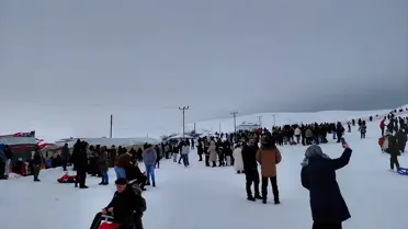 Tokat’ta 10. Kar Şenliği Coşkusu ve Kayak Yarışları Büyüledi