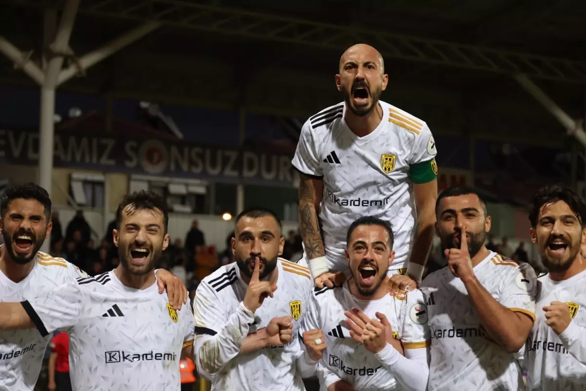 Aliağa FK maçından bir kare