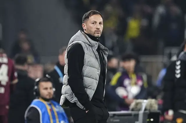 Tedesco saha kenarında taktik çiziyor
