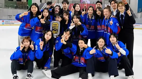 Türkiye Kadın U18 Buz Hokeyi Takımı Letonya’yı 4-1 Yenerek 5. Sırada Bitti