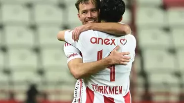 Antalyaspor 7 Maç Sonra 2-1 Galibiyetle Yola Devam Ediyor