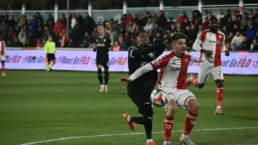 Bodrum FK, Sakaryaspor'u Deplasmanda Yenmek İçin Sahaya Çıkıyor