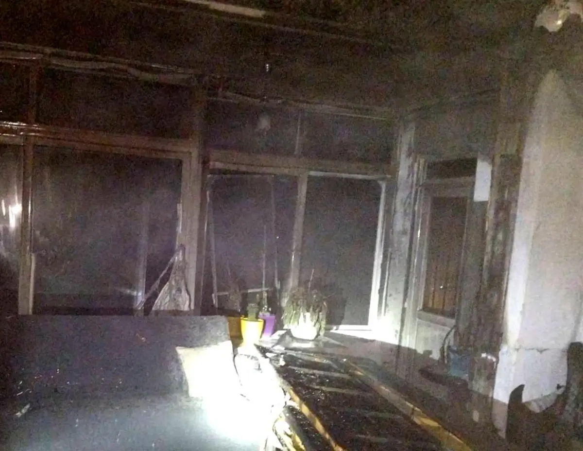 Alanya’da Tek Katlı Evde Çıkan Yangın Kontrol Altına Alındı, Yaralanma Yok