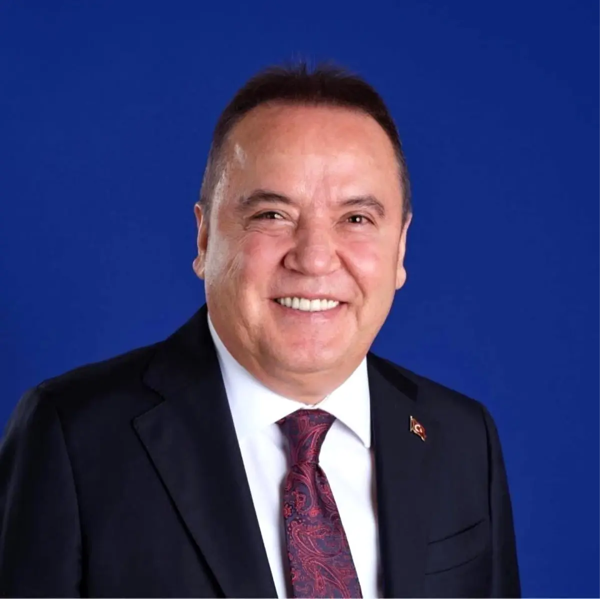 Antalya Büyükşehir Belediyesi'nde Rüşvet İddialarıyla İlgili 702 Sayfalık Dava Dosyası Açıldı