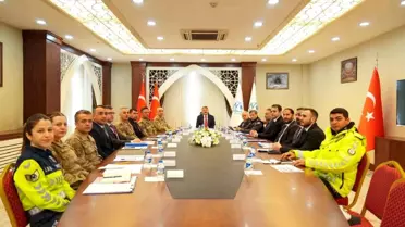 Hakkari'de Asayiş Toplantısı: Suç Oranlarında Kayda Değer Düşüş