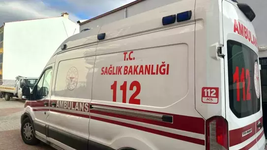 Uşak'ta Fırın Temizliği Sırasında Baca Duvarına Çarpan Kişi Hastaneye Kaldırıldı