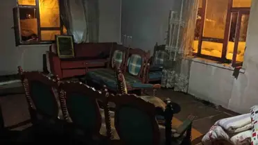 Van'ın Muradiye İlçesinde Ev Yangını: İtfaiye Zorlu Mücadeleyle Söndürdü