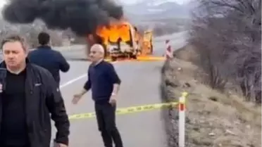 Konya’da Yolcu Minibüsünde Çıkan Yangın Sürücünün Hızlı Müdahalesiyle Önlendi