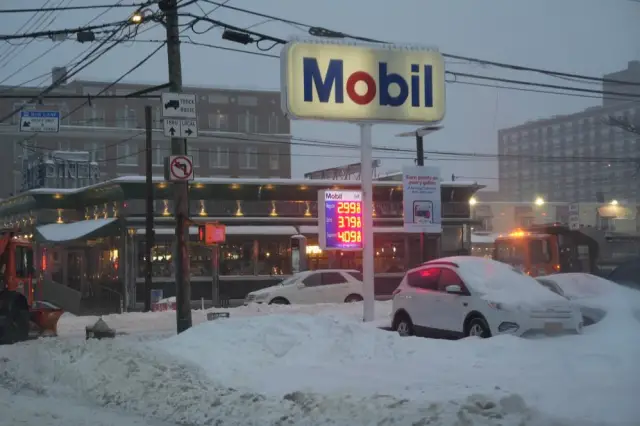 Elektrik kesintisi yaşayan bir mahalle