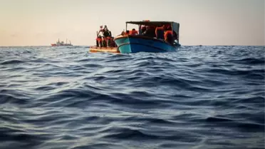 Akdeniz'de Göçmen Teknesi Faciası: 50 Kayıp