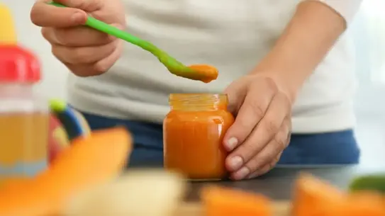 Danone, Bebek Maması Serilerini Geri Çağırıyor: Toksin Endişeleri ve Güvenlik Açıklamaları