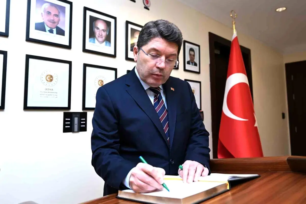 Adalet Bakanı Yılmaz Tunç, Katar’da Doha Hukuk Forumu’na Katıldı: Bölgesel Trendler ve Gelecek Vizyonları