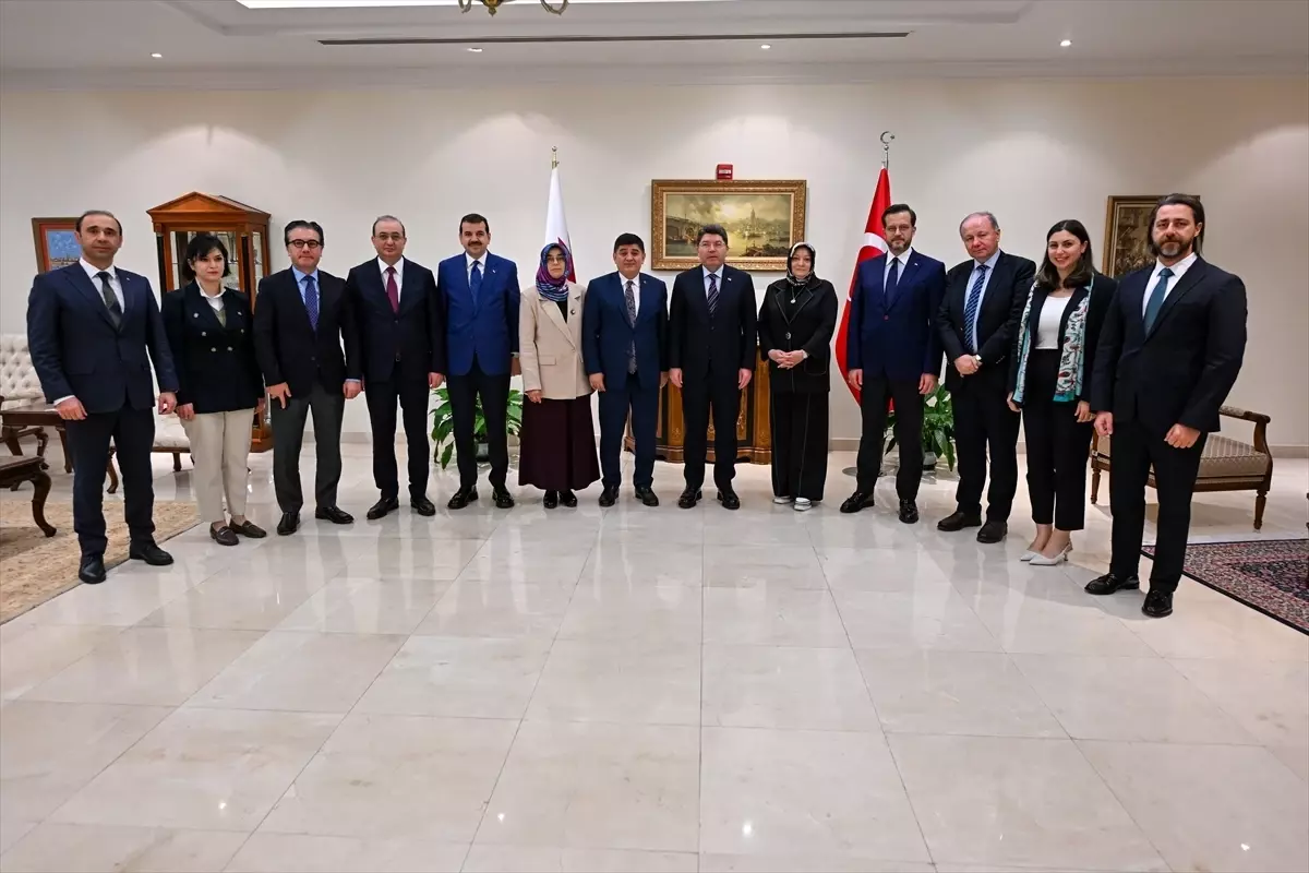 Adalet Bakanı Tunç, Doha Hukuk Forumunda Dijital Dönüşümü Anlattı