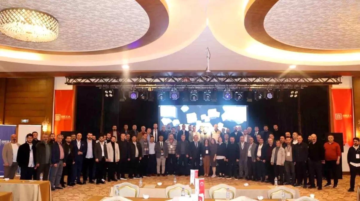 Seza Çimento, Antalya Bayi Toplantısında Yeni Stratejileri ve Projeleri Tanıttı