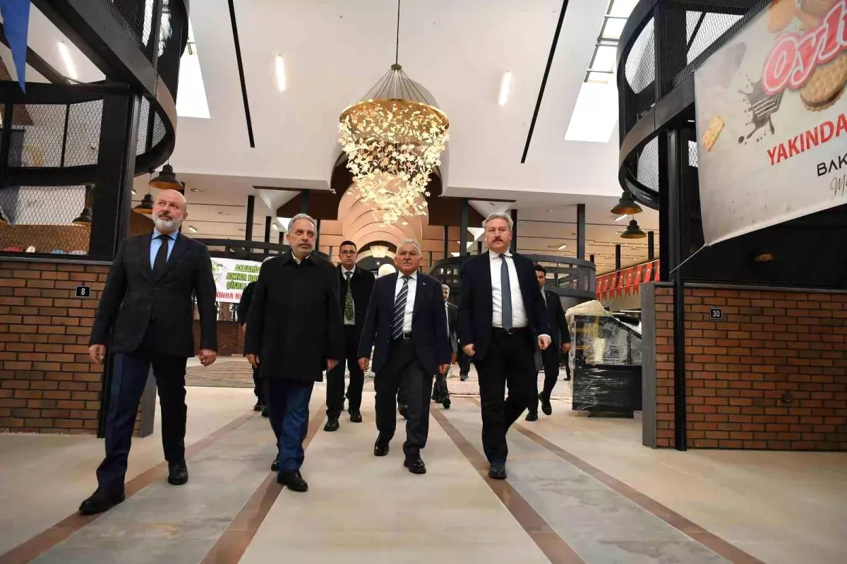 Kayseri Büyükşehir Belediye Başkanı Büyükkılıç, Çarşı Melikgazi Projesini Yerinde İnceledi