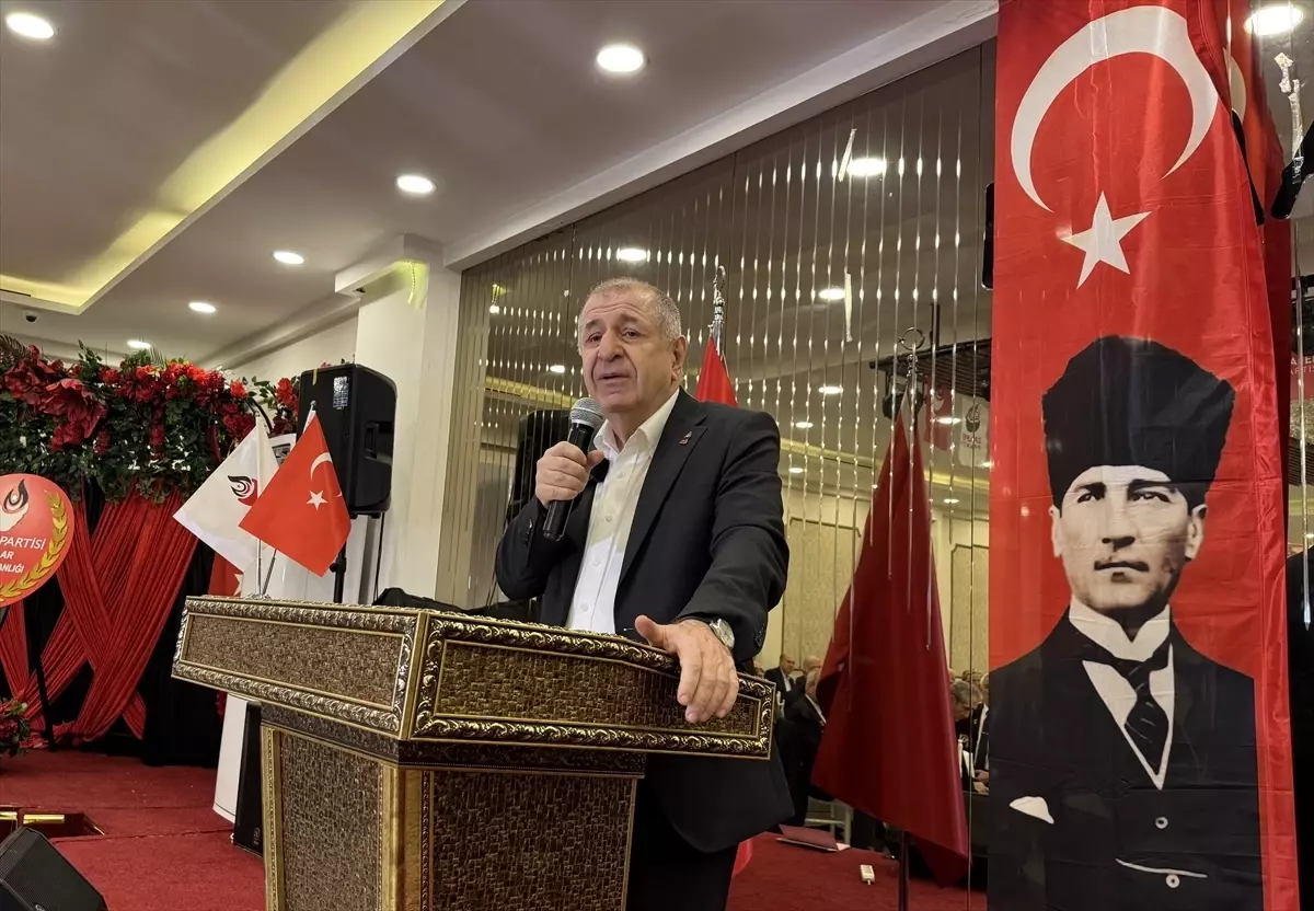 Ümit Özdağ, Avcılar’da Yerel Sorunları STK Temsilcileriyle Gündeme Getirdi