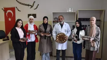 Gaziantep’te Kadınlar Sedef İşlemeciliğiyle Geleneksel Sanatı Canlandırıyor