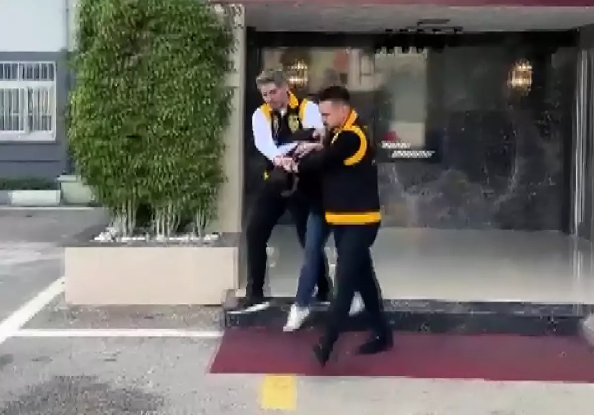 Adana’da Çevrim İçi Tartışma Gerçek Şiddete Dönüştü: 3 Şüpheli Tutuklandı