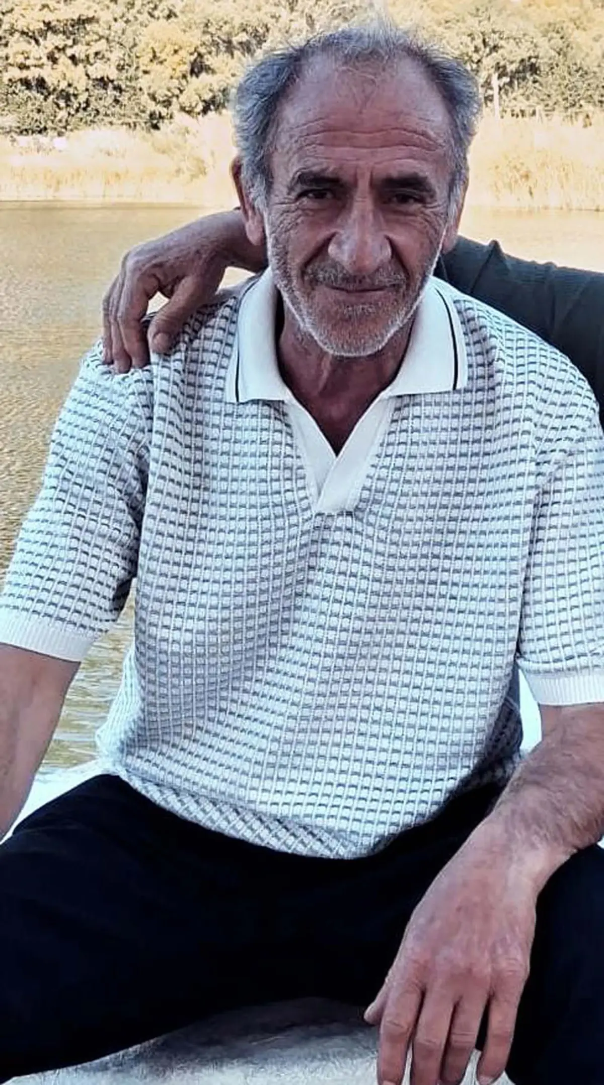 Denizli Tavas'ta Geri Manevra Kazası: Emekli Öğretmen Mehmet Susan Şokta Hayatını Kaybetti