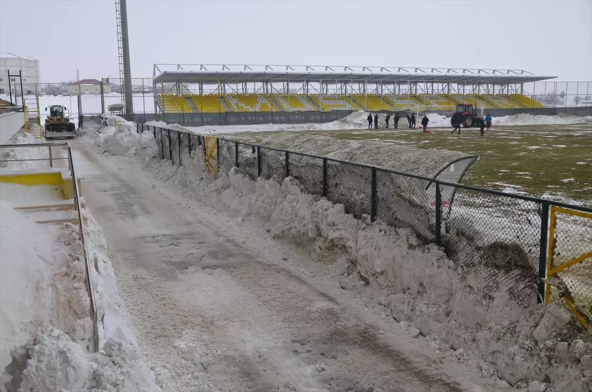 Temizlenmiş Muş Stadı