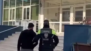 Motosikletçi yüksek hızda