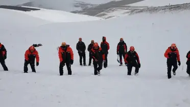 Van’da AFAD Ekiplerine Çığda Arama ve Kurtarma Eğitimi Verildi