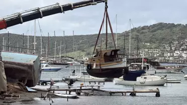 Bodrum’da Kaçak Tekne Yıkımı Sona Erdi: Bulunan Türk Bayrakları Koruma Altına Alındı