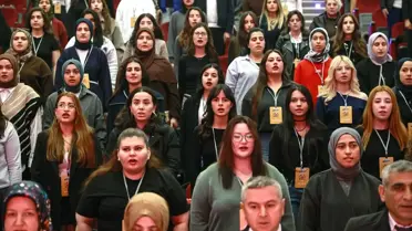 Mersin'de Kız Öğrencilere Yönelik Yeni Medya ve İletişim Kampı Açıldı