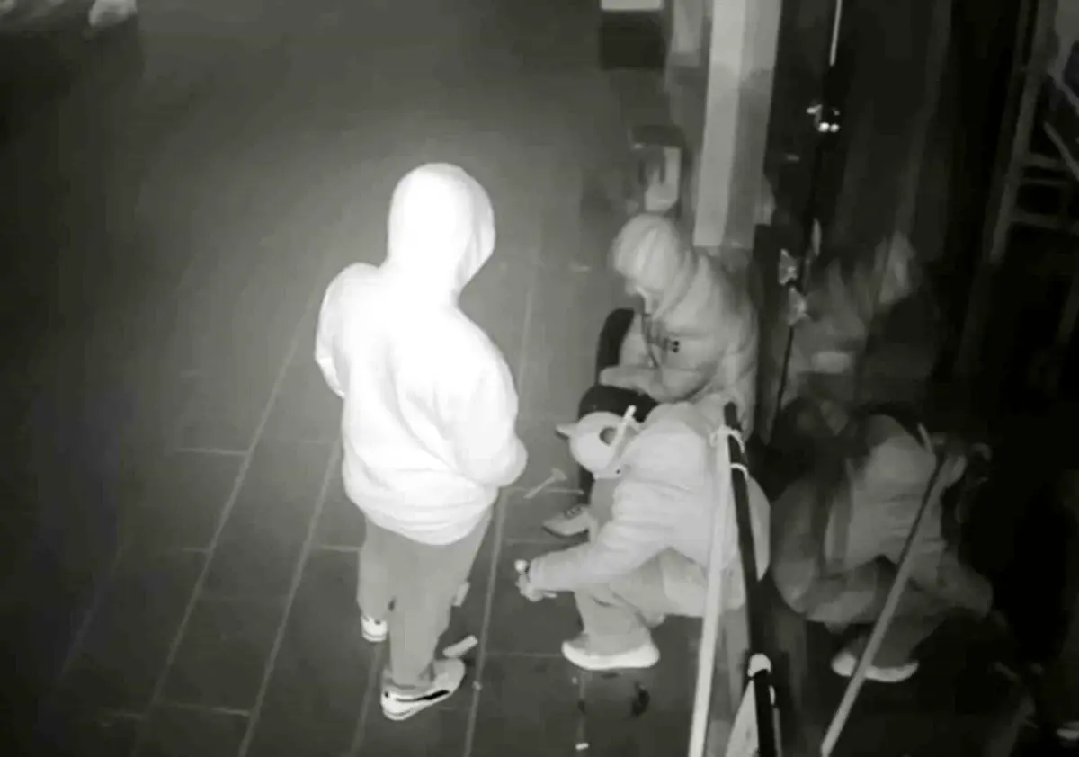 Aksaray'da olayın gerçekleştiği tekstil mağazası dış görüntüsü