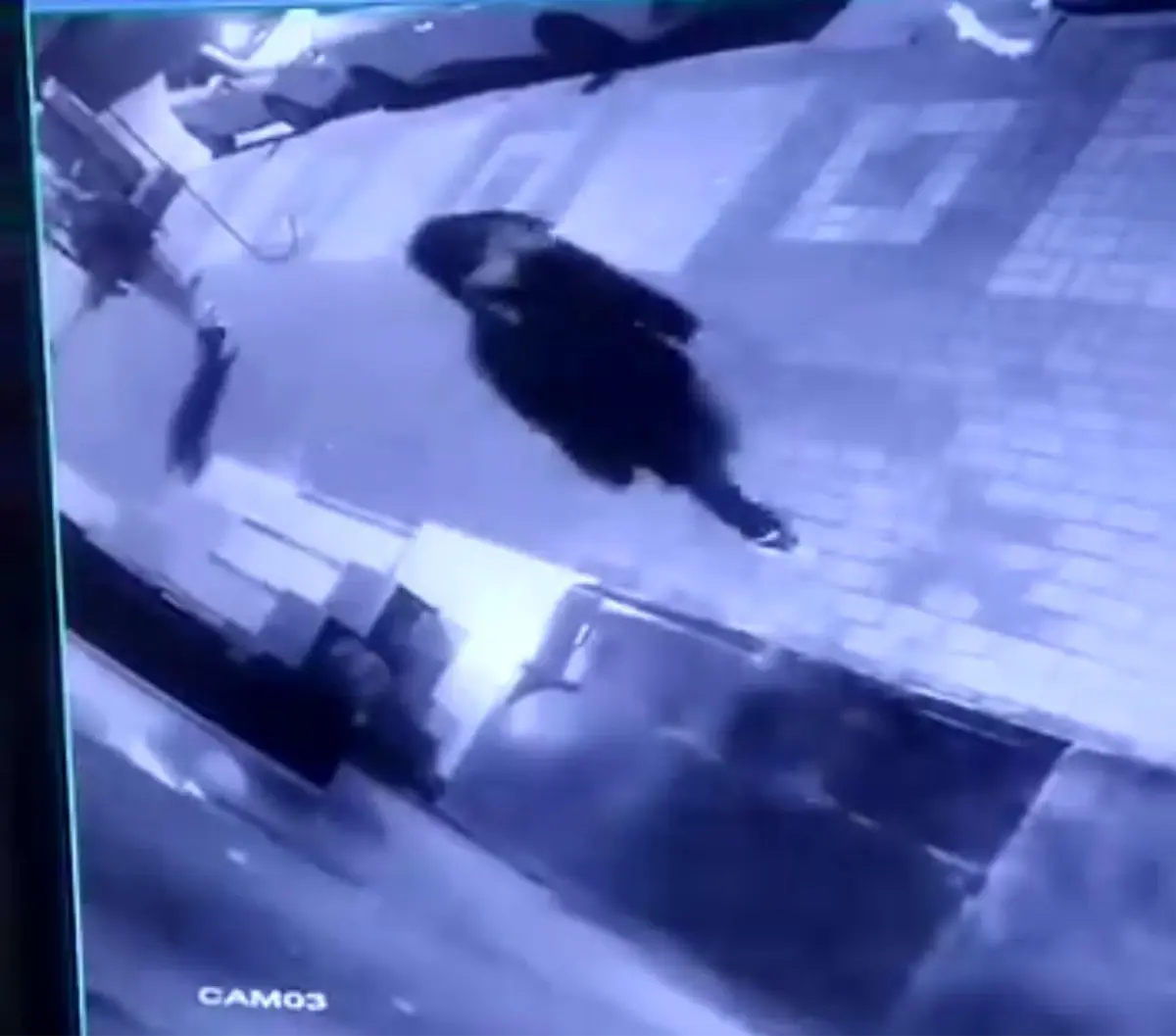 Bursa Yıldırım’da Alkollü Kişiler Araç Camlarını Kırdı: Polis Soruşturma Başlattı