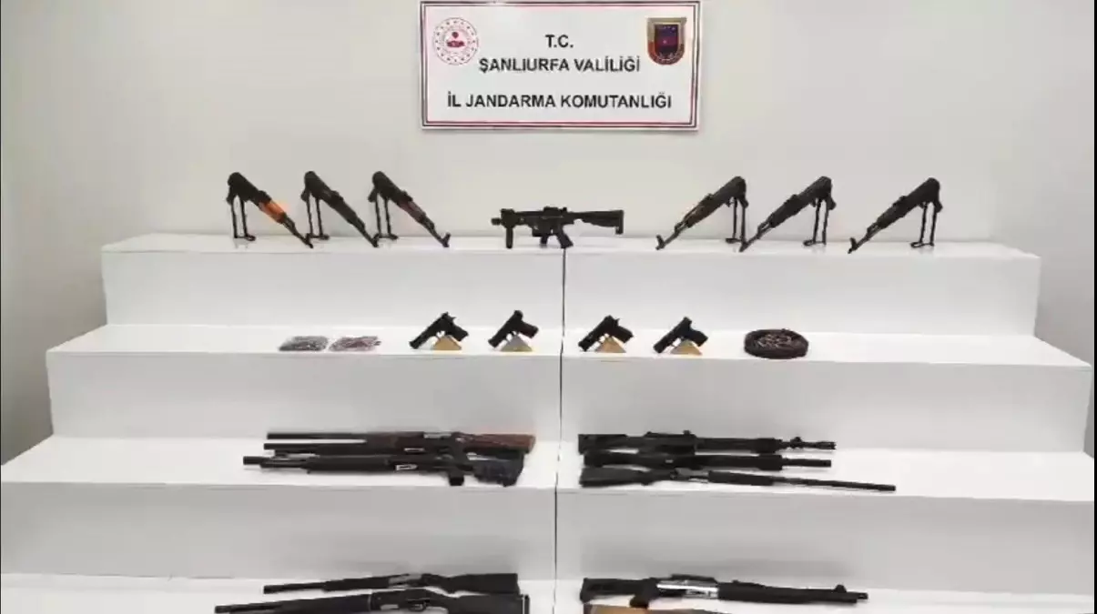 Viranşehir'de Büyük Silah Kaçakçılığı Operasyonu: 7 Şüpheli Gözaltında