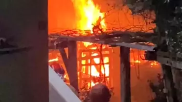 Bartın’da Odunluk Yangını Mahalleyi Korkuttu