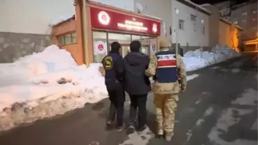 Hakkari'de Jandarma Operasyonu: 22 Yıl 4 Ay Hapis Cezalı Uyuşturucu Cinayet Şahsi Tutuklandı