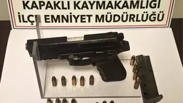 Kapaklı'da Polis 2 Ruhsatsız Tabanca ve 25 Fișek Ele Geçirdi