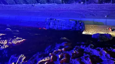 Mersin Erdemli'de İşçi Servisi Uçuruma Çıktı: 13 Yaralı