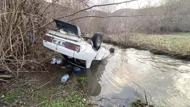 Yozgat'ta Kontrolden Çıkan Araç Dere Yatağına Sığındı, Sürücü Yaralandı