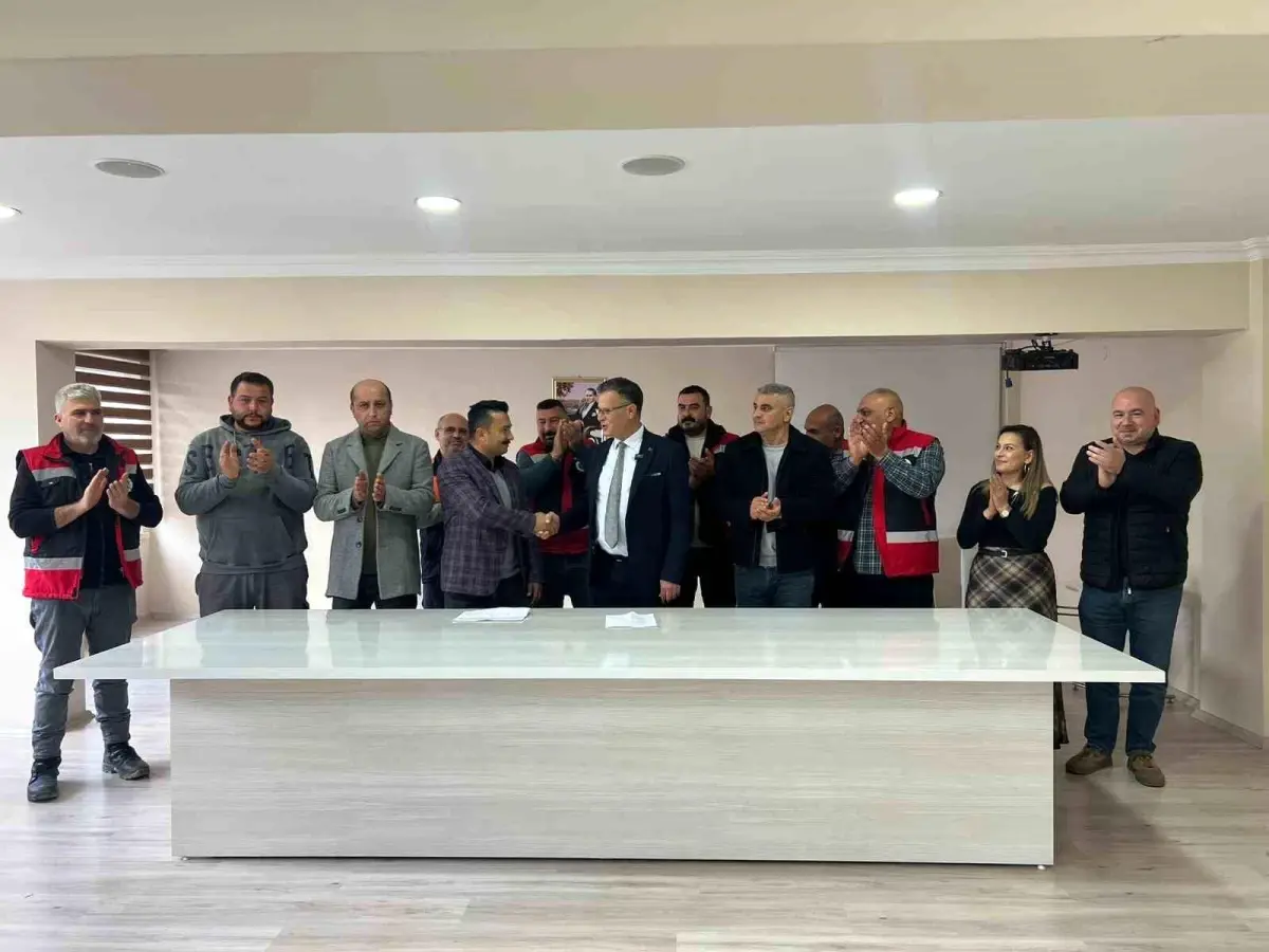 Alaşehir Belediyesi Çalışanlarına Enflasyonun Üzerine Ek %5 Maaş Zammı