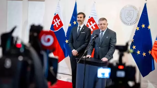 Slovakya Başbakanı Fico, AB’nin Rus Gazı Yasağını Mahkemeye Taşıyor