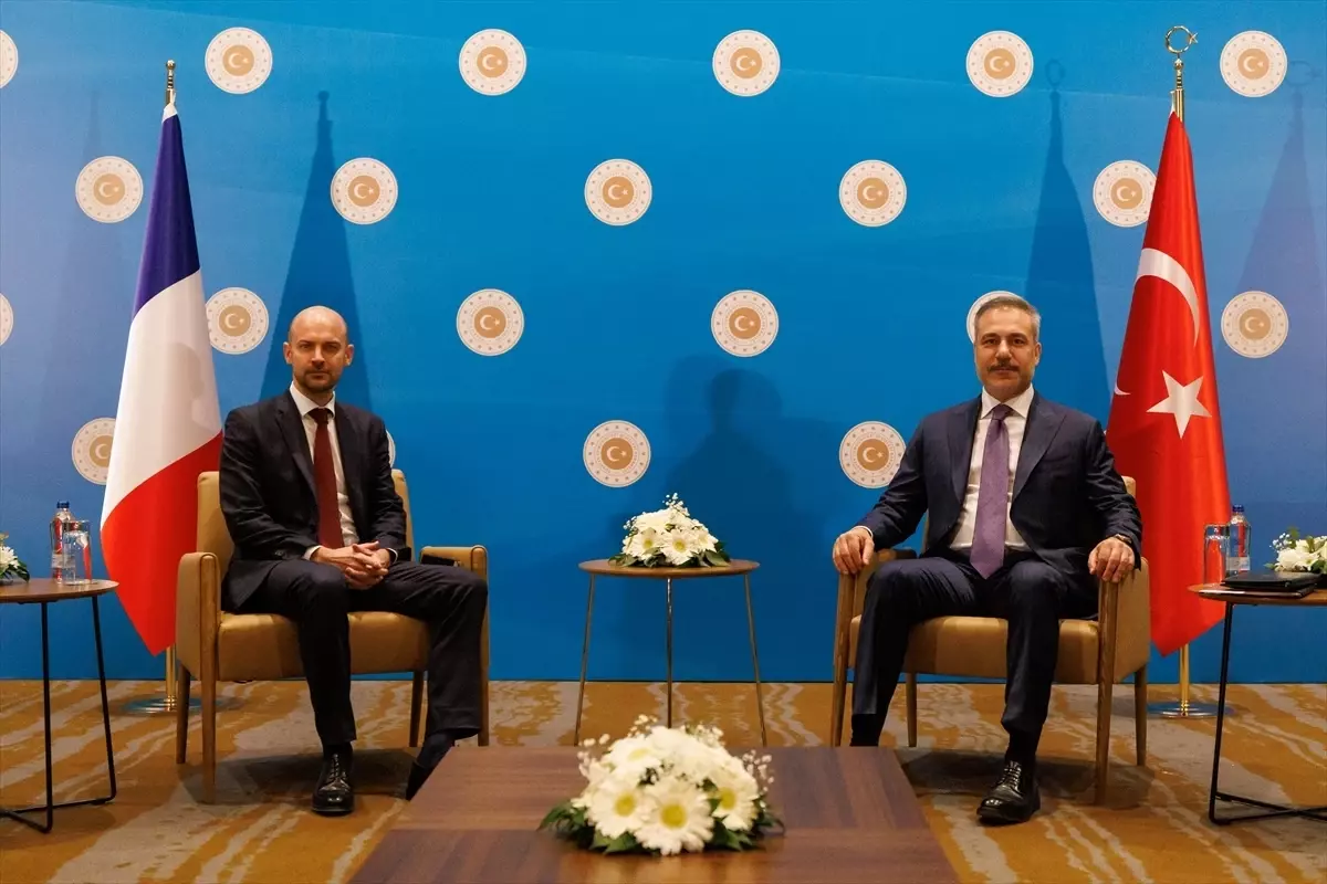 Türkiye ve Fransa Dışişleri Bakanları Ankara’da Görüştü: İşbirliği ve Bölgesel Güvenlik Üzerine