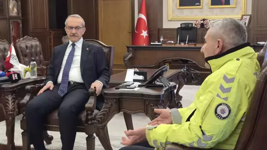 Polisin yardım anı