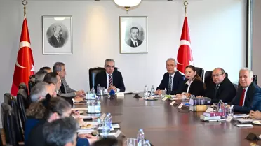 Aile Hukukunda Güncel Sorunlar Çalıştayı: Boşanma ve Nafaka Üzerine Derinlemesine Tartışma