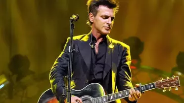 Teoman’ın İlk İş Başvurusu: Ünlü Olmadan Önce Gönderdiği Çarpıcı CV Ortaya Çıktı