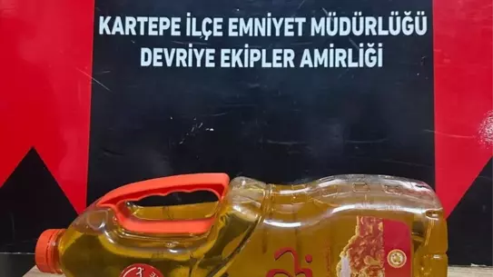 Kartepe'de Büyük Uyuşturucu Operasyonu: 2 Şüpheli Tutuklandı, 2,85 Litre Metamfetamin Ele Geçirildi