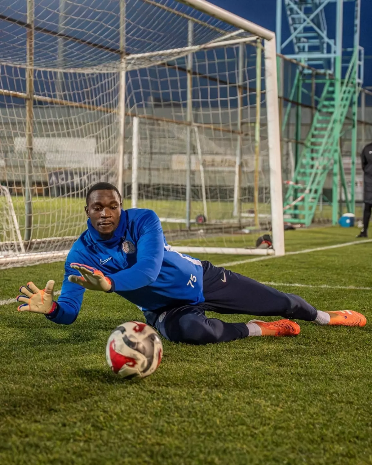 Rizespor, Başakşehir Maçına Hazırlık Sürecini Hızlandırıyor