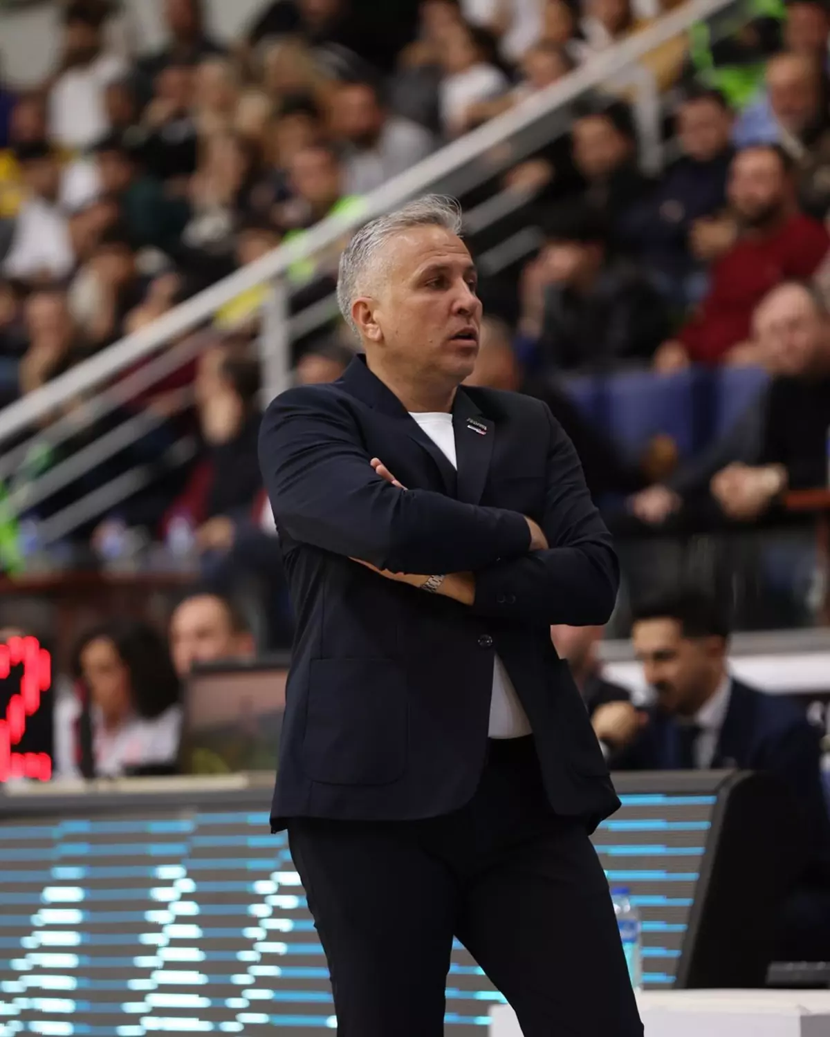 Merkezefendi Belediyesi Basket, Karşıyaka’yı Gerilim Dolu Maçta 83-81 Yenerek İkinci Galibiyetini Aldı