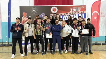 Muşlu Sporcular Muaythai Bölge Şampiyonasında Altın ve Gümüş Madalya Yağmuruna Kavuştu