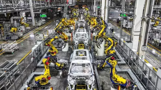 Çin’in Sanayi Şirketleri 2025’te Karlarını %0,6 Artırdı