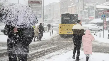 İstanbul’da Yeni Kar Yağışı: Okullar Tatil Edilebilir