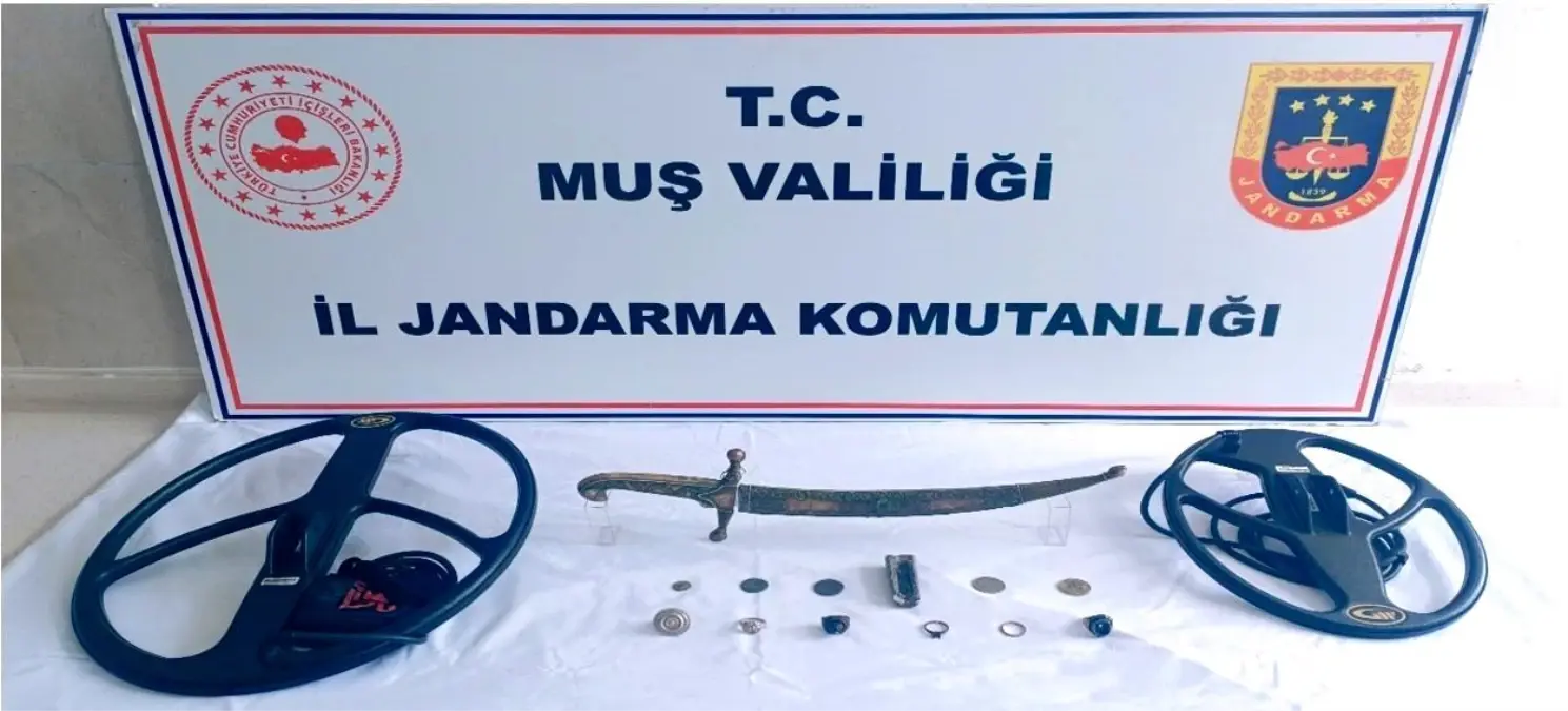 Muş’taki Osmanlı Dönemi Eser Operasyonu: Jandarma 12 Tarihi Kalıntıyı Ele Geçirdi